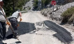 Alanya'da kırsal mahalle yollarına yaz bakımı