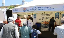 Bursa Büyükşehir'in aşure geleneği Şirinevler'de yaşatıldı