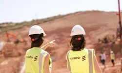İzmir'de 'Mor Baret' ile genç kadınlar sahaya çıkıyor