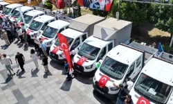 İzmit'in araç filosunu 400'e çıkardı... Yeni hizmet araçları tanıtıldı