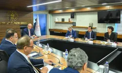 Bakan Ersoy, hizmet ihracatında yeni hedefleri değerlendirdi