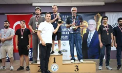 Balıkesir'de Satranç Turnuvası ödülleri sahiplerini buldu