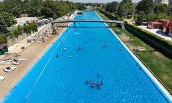 Eskişehir'de Kentpark Yapay Plajı yeni sezonda hizmete açıldı