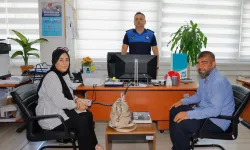 Kayseri zabıtası kayıp cüzdanı sahibine teslim etti
