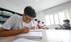 Mersn Aydıncık okuma salonu öğrencilerin gözdesi
