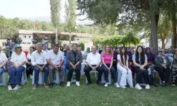 Denizli'de kadınlar doğayla iç içe yaz kampında