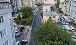 İstanbul Maltepe'de yol yenileme çalışmaları devam ediyor