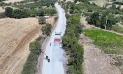 Manisa'da 1999'da açılan yol 27 yıl sonra asfaltla buluştu