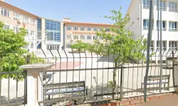 Manisa'da Okul Saldırganı yakalandı;  8 yaralı var...