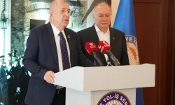 Prof. Dr. Özdağ: Köprü ve otoyolların 30 yıllığına satılması kabul edilemez