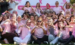 Bakırköy'de yogalı pembe farkındalık
