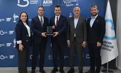 Balıkesir'de Bandırma Binicilik Merkezi'ne en iyi uygulama ödülü