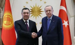 Erdoğan, Kırgızistanlı mevkidaşıyla görüştü