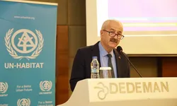 Gebze'de Başkan Büyükgöz, 'Sürdürülebilir Kentler'de görüşlerini paylaştı