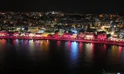 Samsun Atakum sahili pembeye büründü