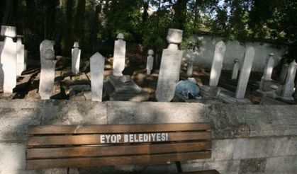 Eyüp Mezarlığında yaşam