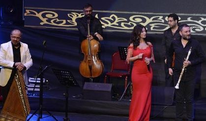 Mersin'de müzik ziyafeti