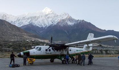 Nepal’de 23 kişi taşıyan uçak kayıp