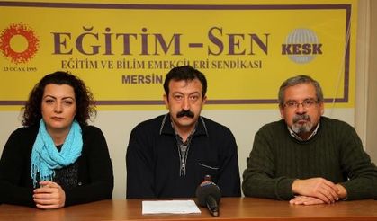 Sözleşmeleri yenilenmeyen akademisyenlerden üniversiteye tepki