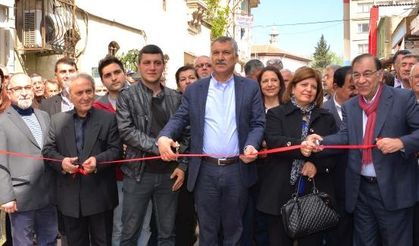 Adana'nın tarihi sokaklarındaki duvarlara 5 bin metrakare grafiti