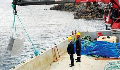 Çeşme creates artificial reef and diving center