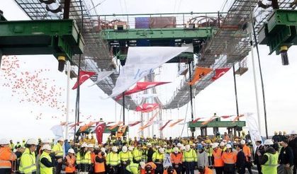 Europe and Asia meet again with third bridge over the Bosphorus