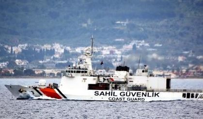 Refugee boat capsized off Bodrum, eight gone missing