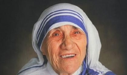 Kosova Meclisi 5 Eylül’ü "Rahibe Teresa Hayırseverlik Günü" ilan etti