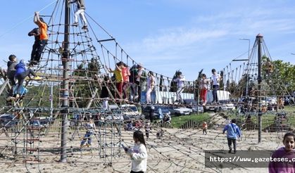 Sultangazi Şehir Ormanlarında Piknik Mevsimi Başladı