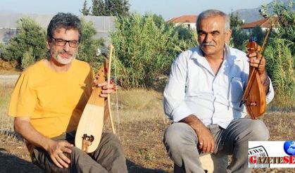 Italian musician-researcher performs Anatolian “yoruk” instruments in historical Fethiye