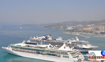 More than 15 thousand tourists in 6 cruise boats flock to Kuşadası