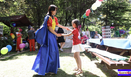 LÖSEV'den Dünya Gönüllülük Günü'nde; Gönüllülük Çağrısı
