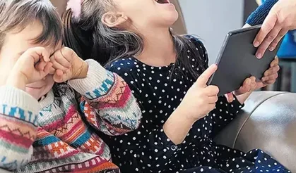 Dijital düzenlemede yeni dönem... Çocuklara yönelik kanun Resmi Gazete'de