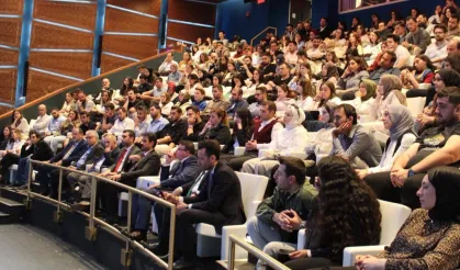 ABD'de Yüksek Lisans yapan 1416 öğrenci New York Türkevi'nde buluştu