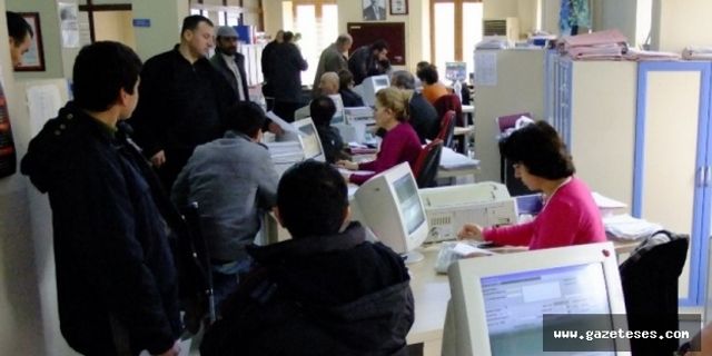 Kamu çalışanları 24 Nisan’da izinli