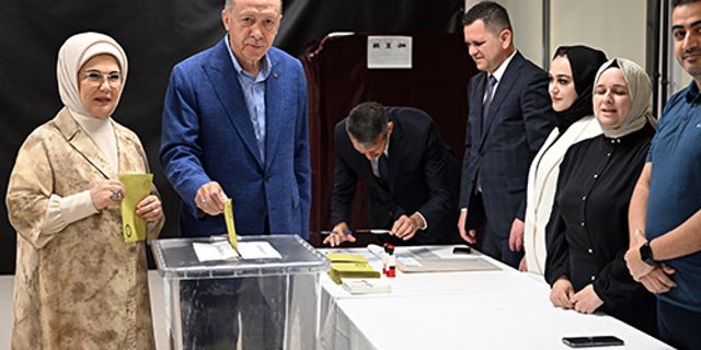 Cumhurbaşkanı Erdoğan, oyunu kullandı