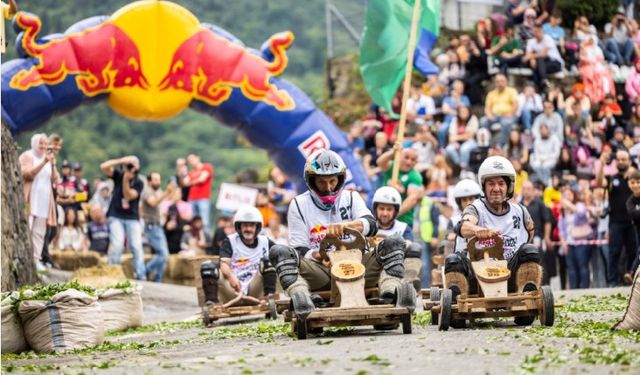 Karadeniz'in tahta araba  yarışı Red Bull Formulaz geri dönüyor   