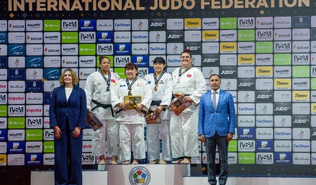 Bakan Bak’tan milli judocular için tebrik mesajı