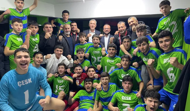 ÇESK U-16 Futbol Takımı şampiyon oldu