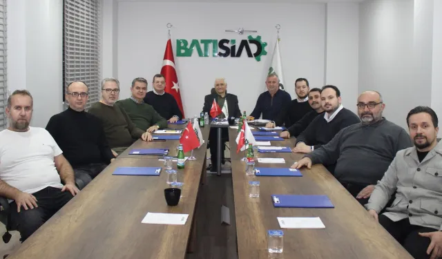 Ahmet Er başkanlığındaki BATISİAD'da görev bölümü