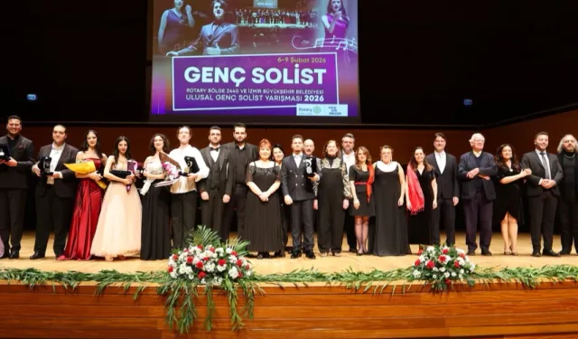 İzmir'de Genç Solist Yarışması'nda ödüller sahiplerini buldu