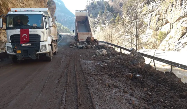 Kayseri Büyükşehir'den kar ve selle sıkı mücadele