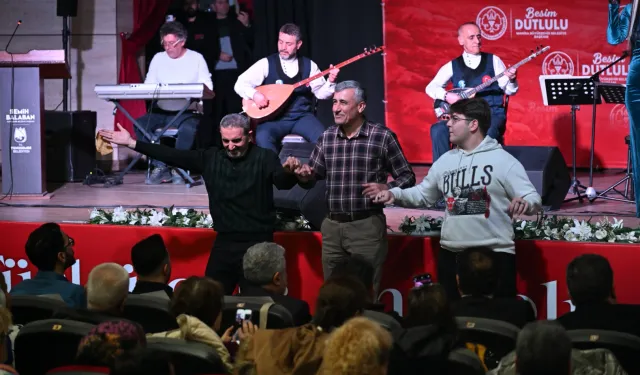 Manisa'da 'Türkülerle Anadolu'ya coşkulu başlangıç