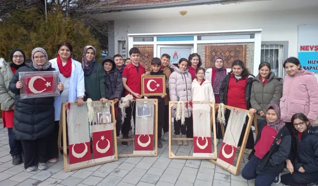 NAPEM'in Halı Dokuma Atölyesi'ne özel misafir