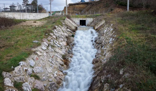 Sakarya'da sağanak yağışlara SASKİ'den etkin müdahale