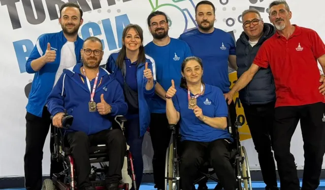 İzmir'in boccia takımı, bronz madalya ile döndü