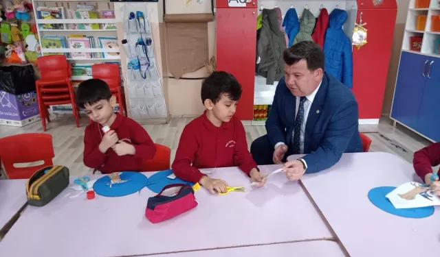 Keşan'da Müdür Kemik'ten Raşit Efendi İlkokulu'na ziyaret