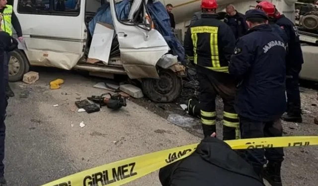 Burdur'da feci kaza: 7 ölü, 3 yaralı