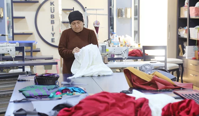 Gaziantep'in saray kumaşı 'kutnu' geleceğe taşınıyor