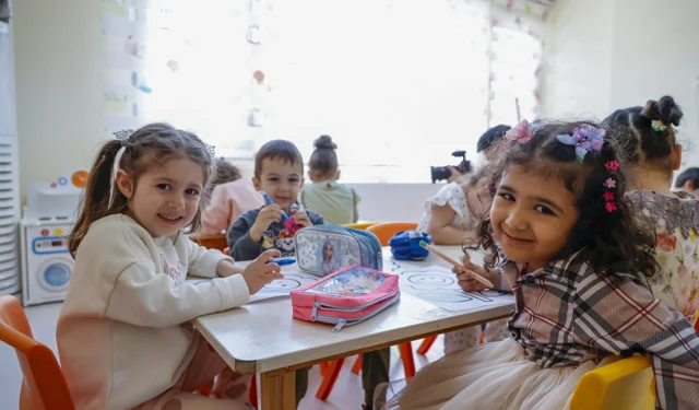 Antalya Büyükşehir'in kreşleri yoğun ilgi görüyor